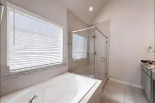 10707 Centre Fo Centre St, Houston, TX 77043 - Photo 9