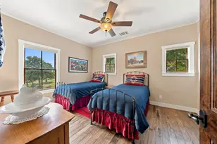 327 S Stag Trail, Fredericksburg, TX 78624 - Photo 21