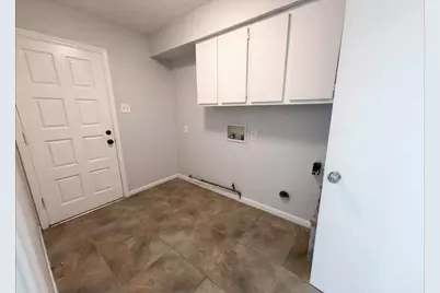 16121 Lakeview E Lakeview Dr #Dr, Jersey Village, TX 77040 - Photo 9