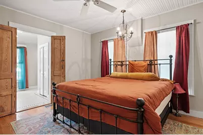 605 W Schubert St, Fredericksburg, TX 78624 - Photo 5