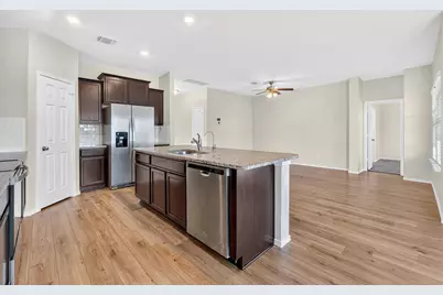 2009 Bee Creek Loop, Copperas Cove, TX 76522 - Photo 5
