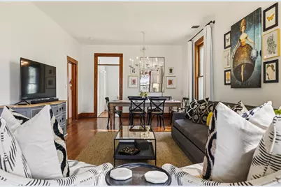 404 E Travis St, Fredericksburg, TX 78624 - Photo 3