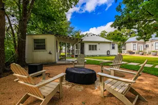 404 E Travis St, Fredericksburg, TX 78624 - Photo 35