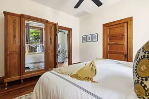 404 E Travis St, Fredericksburg, TX 78624 - Photo 17