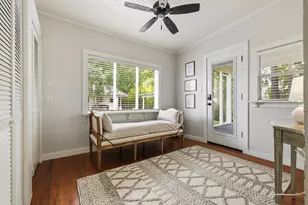 404 E Travis St, Fredericksburg, TX 78624 - Photo 25