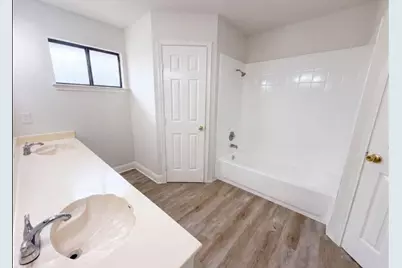 16207 Parkway W Park St #Dr, Pflugerville, TX 78660 - Photo 5