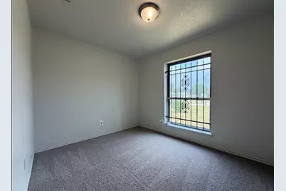 3307 Brookston E 70L Rd #St, Houston, TX 77045 - Photo 5