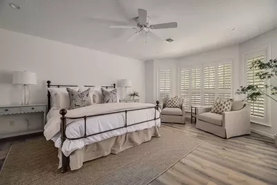223 Edgewood Dr, Fredericksburg, TX 78624 - Photo 5