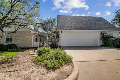 223 Edgewood Dr, Fredericksburg, TX 78624 - Photo 33