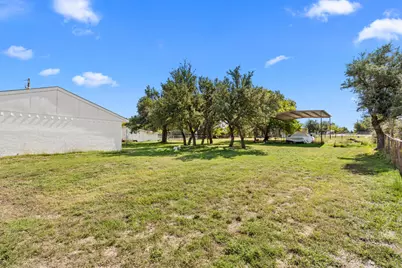 163 Quail Run, Harper, TX 78631 - Photo 33