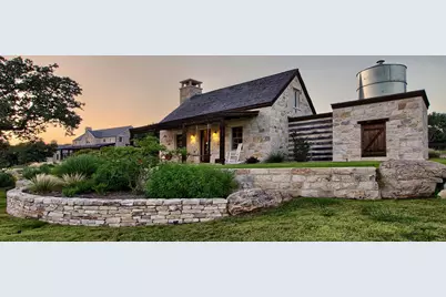 1400 Arbor Ridge Rd, Fredericksburg, TX 78624 - Photo 35