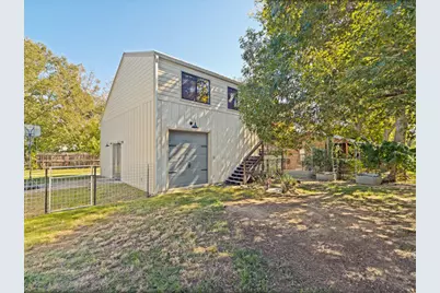 222 W Centre St, Fredericksburg, TX 78624 - Photo 31