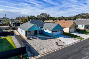 227 Riley Ln, Fredericksburg, TX 78624 - Photo 1