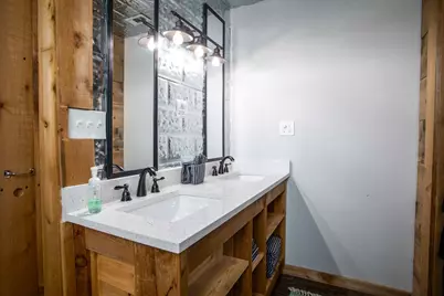 599 E Highway St, Fredericksburg, TX 78624 - Photo 15