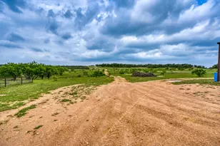 11446 N State Hwy 16, Fredericksburg, TX 78624 - Photo 17
