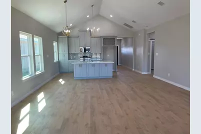 126 Feather Way, Fredericksburg, TX 78624 - Photo 5