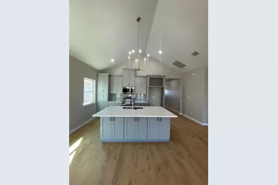 126 Feather Way, Fredericksburg, TX 78624 - Photo 5