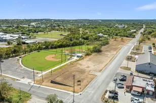 711 Avenue N, Marble Falls, TX 78654 - Photo 5