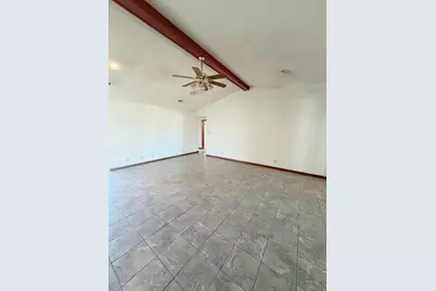 172 Schattenbaum Dr, Fredericksburg, TX 78624 - Photo 11