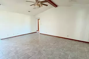 172 Schattenbaum Dr, Fredericksburg, TX 78624 - Photo 11