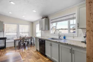 138 Spanish Oak Trail, Harper, TX 78631 - Photo 5