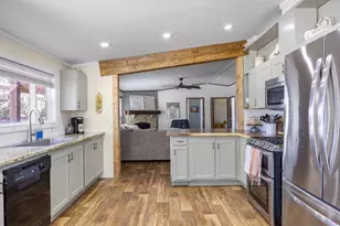 138 Spanish Oak Trail, Harper, TX 78631 - Photo 7