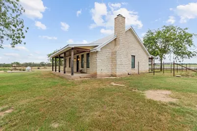 1410 Grapetown Rd, Fredericksburg, TX 78624 - Photo 21