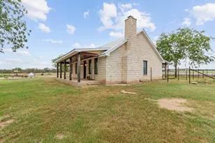 1410 Grapetown Rd, Fredericksburg, TX 78624 - Photo 21