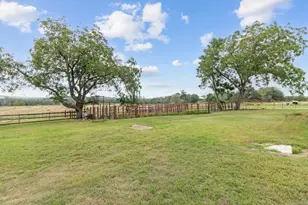 1410 Grapetown Rd, Fredericksburg, TX 78624 - Photo 65
