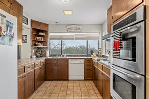 207 Broken Spur, Mountain Home, TX 78058 - Photo 9