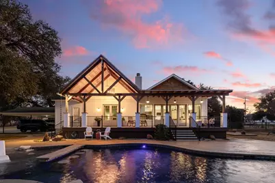 409 E Main St, Llano, TX 78643 - Photo 1