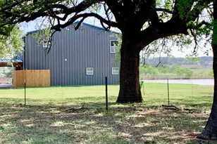 646 Victor Eckhardt Rd, Fredericksburg, TX 78624 - Photo 13