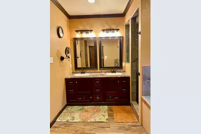 646 Victor Eckhardt Rd, Fredericksburg, TX 78624 - Photo 27