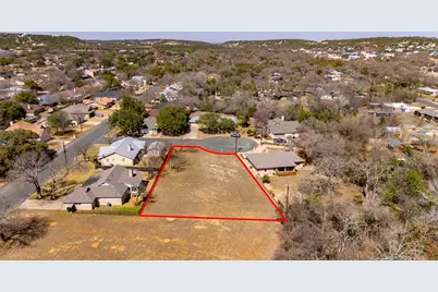 2009 Woodway Court, Fredericksburg, TX 78624 - Photo 3