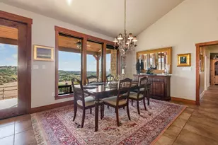 372 E Distant View Dr, Fredericksburg, TX 78624 - Photo 17