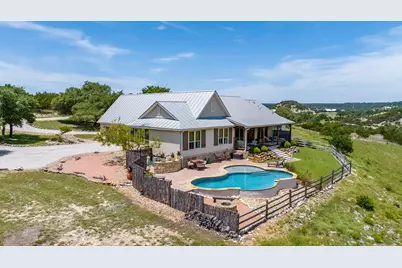 372 E Distant View Dr, Fredericksburg, TX 78624 - Photo 31