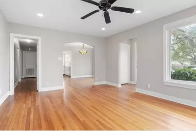 707 N Milam St, Fredericksburg, TX 78624 - Photo 15