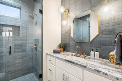 106 E College St, Fredericksburg, TX 78624 - Photo 23