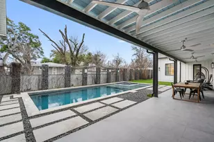 106 E College St, Fredericksburg, TX 78624 - Photo 27