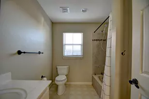 2910 Memorial Blvd, Kerrville, TX 78028 - Photo 15