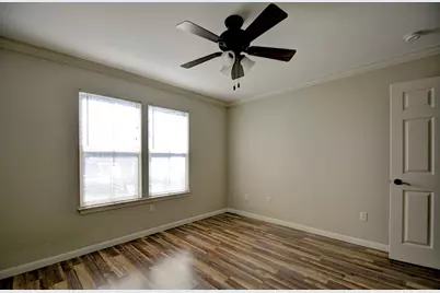 2910 Memorial Blvd, Kerrville, TX 78028 - Photo 13