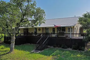 419 Yellowstone Ln, Hunt, TX 78024 - Photo 3