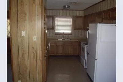 206 W Glenmoor Dr, Fredericksburg, TX 78624 - Photo 7