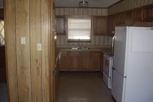 206 W Glenmoor Dr, Fredericksburg, TX 78624 - Photo 7