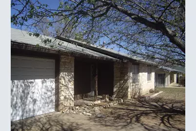 206 W Glenmoor Dr, Fredericksburg, TX 78624 - Photo 1