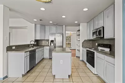 134 Bobbie Lynn St, Harper, TX 78631 - Photo 7