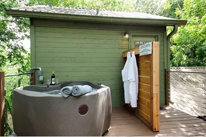 105 E Creek St, Fredericksburg, TX 78624 - Photo 37