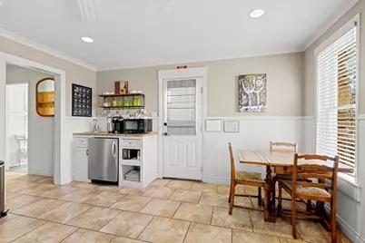 105 E Creek St, Fredericksburg, TX 78624 - Photo 25