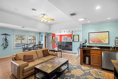 105 E Creek St, Fredericksburg, TX 78624 - Photo 15