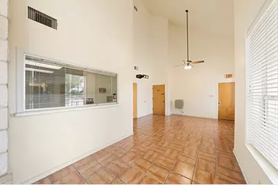 204 W Windcrest Dr, Fredericksburg, TX 78624 - Photo 15